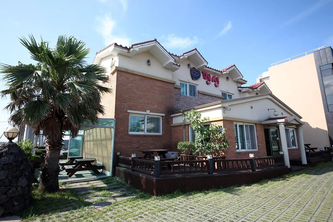 Holiday home Chocolate Pension Jeju